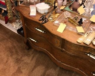 Items Located In The 4th Bedroom