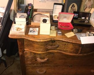 Items Located In The 4th Bedroom