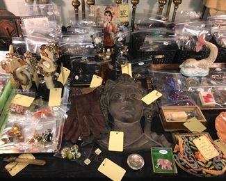 Items Located In The 4th Bedroom