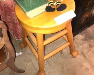 Items Located In The Lower Level Garage