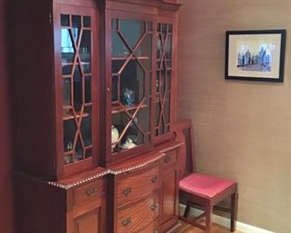 Antique Mahogany Chippendale Style Breakfront / China Cabinet