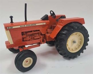 ERTL ALLIS CHALMERS 1:16 DIE CAST D21 TRACTOR