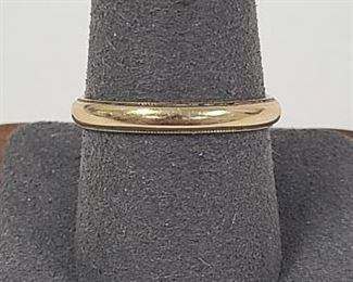 14K YELLOW GOLD WEDDING BAND RING