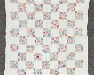 ANTIQUE HAND STITCHED SQUARE PATCHWORK QUILT