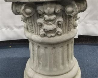 SMALL CEMENT GARDEN PEDESTAL
