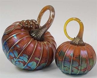 2 SMALL JACK PINE IRIDESCENT ART GLASS PUMPKINS