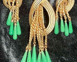 Glass Bead Gold Tone Brooch Earring Set