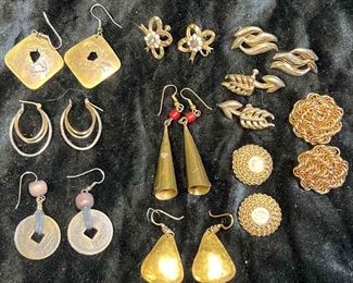 Mixed Lot of Earrings