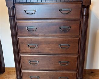 	#74	Chest of drawers 41x19x53	 SOLD			