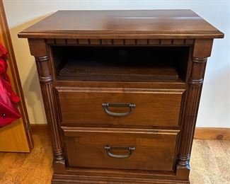 	#76	Night stand with 2 drawers 29x19x34	 SOLD				