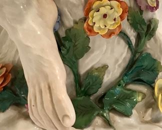 Detail
Dresden porcelain monkey