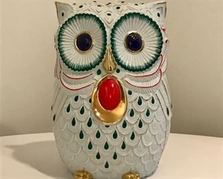 Buccellati San Marco
Porcelain owl