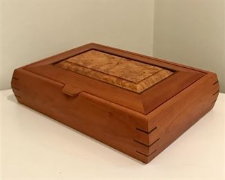 Steve Smith
Studio jewelry box