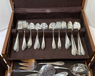 Gorham Lily Of The Valley Sterling & Wooden Chest (94PCS)