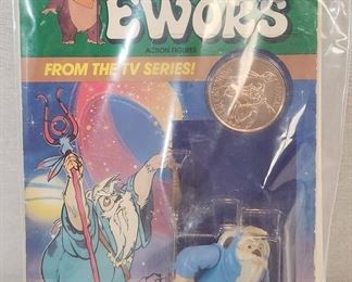 NIB Star Wars Ewoks Logray Action Figure