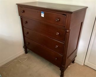 TALL WALNUT ANTIQUE 4 DRAWERS. VERY BEAUTIFUL.