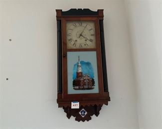 WOOD WORKS WALL CLOCK. RUNS, THE GLASS HAS BEEN REPLACED