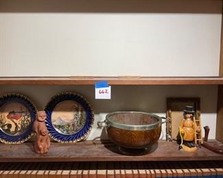 MISC. COLLECTION OF COLLECTIBLES