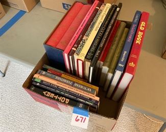 BOOKS ON COLLECTIBLES