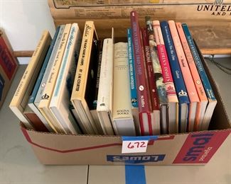 BOOKS ON COLLECTIBLES