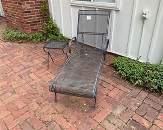 WROUGHT IRON LOUNGER