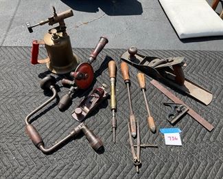 A COLLECTION OF OLD HAND TOOLS