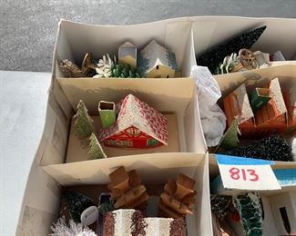 VINTAGE HOUSES. VERY NICE