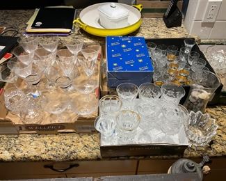 MISCELLANEOUS GLASSWARE