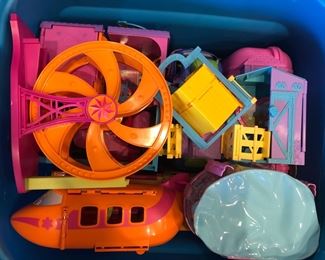 Awesome Sets Of Polly Pocket, Cars, Planes, Houses, Scenes