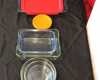 Pyrex Storage Set And Extra Serving Dishes