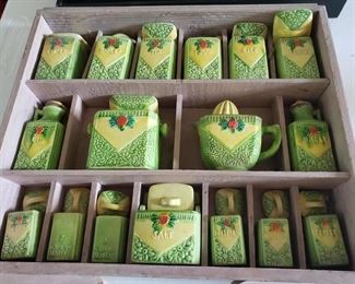 Child's cannister set