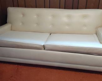 "Forest Hills Treasures" in Augusta, GA. Closing 8pm Mon 6/19. Pickup is Tue 6/20 from 2-6p. Please click here to see more photos, descriptions, and current bids: https://ctbids.com/estate-sale/22139