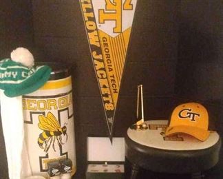 "Forest Hills Treasures" in Augusta, GA. Closing 8pm Mon 6/19. Pickup is Tue 6/20 from 2-6p. Please click here to see more photos, descriptions, and current bids: https://ctbids.com/estate-sale/22139