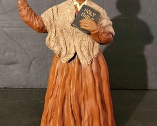 "Forest Hills Treasures" in Augusta, GA. Closing 8pm Mon 6/19. Pickup is Tue 6/20 from 2-6p. Please click here to see more photos, descriptions, and current bids: https://ctbids.com/estate-sale/22139