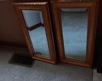 2 MATCHING MIRRORS