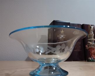 NICE ETCHED BOWL