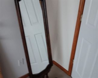 FLOOR LENGTH MIRROR