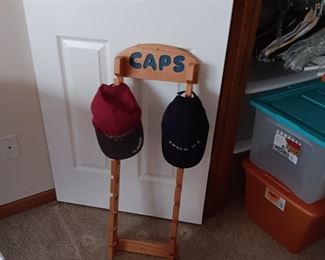 CAP RACK