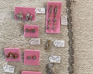 White & yellow gold w/diamonds