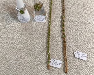 10k & 14k yellow gold w/Peridot