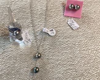 Tahitian grey pearls