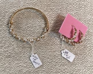 Seed pearl bangle and earrings