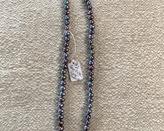 18", 3mm oval gray pearls 