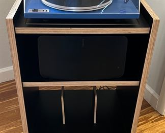 Max Sonos Turntable Stand w Shelves