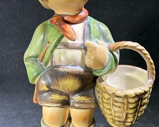 Hummel “Village Boy”