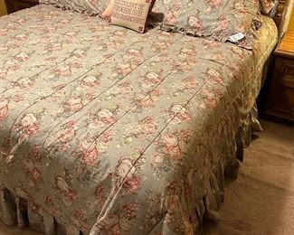 Thomasville king size bed