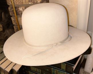 Stetson 4X beaver
Size 6&7/8