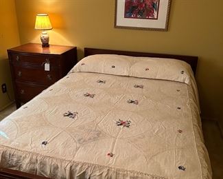 Embroidered full bedspread with darling pillow overlay 