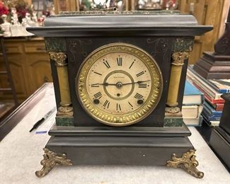 Mantle Clock

