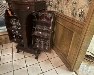 Adorable Mini Bar from the 1900s can be used to store/display lots of things. 